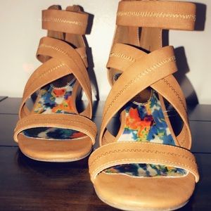 Tan/Nude Madden Girl Wedges